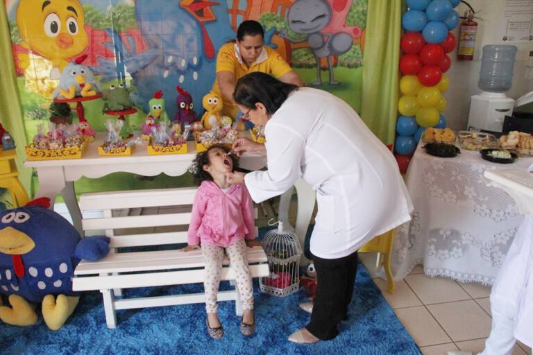 No dia D da Campanha de vacinação Naviraí atingiu 62 por cento da meta