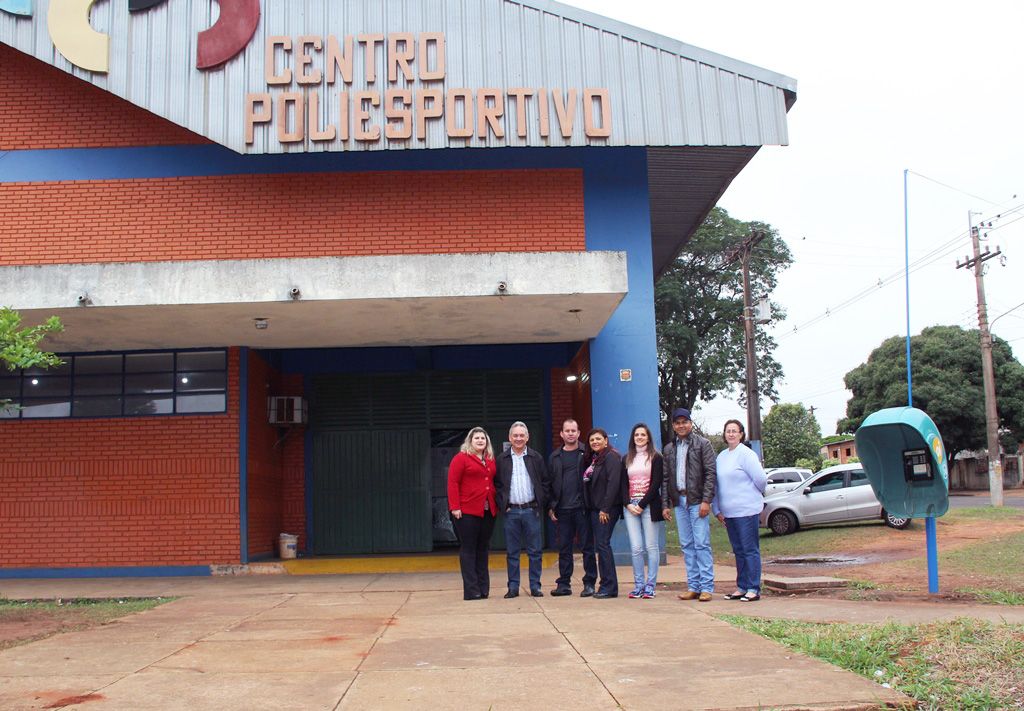 Prefeito Izauri e assessores vistoriam preparativos para realização dos Jogos Escolares