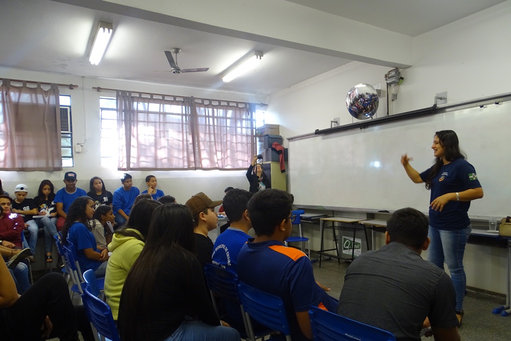 Meio Ambiente realiza palestras sobre o Histórico do Parque Natural Municipal do Córrego Cumandaí
