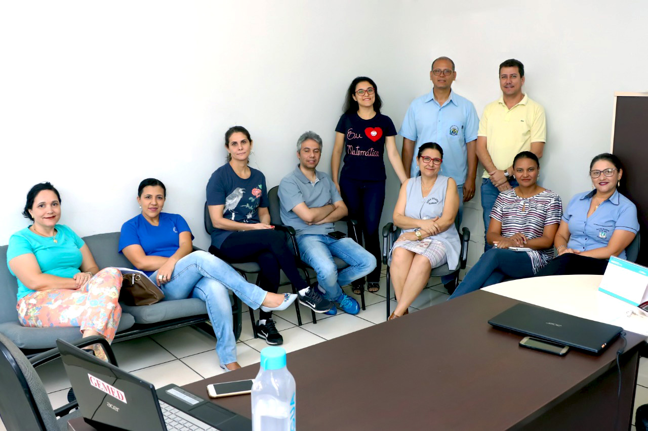 Coordenadora da 1ª Olimpíada de Matemática realiza visitas em Secretarias de Educação do Cone Sul