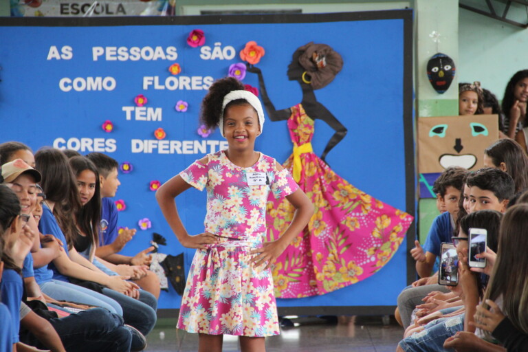 Escola José Martins Flores encerra projeto alusivo ao Dia da Consciência Negra