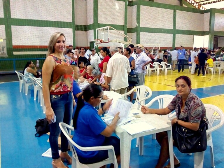 Mutuários do Belo Horizonte assinam contrato com a Caixa Econômica