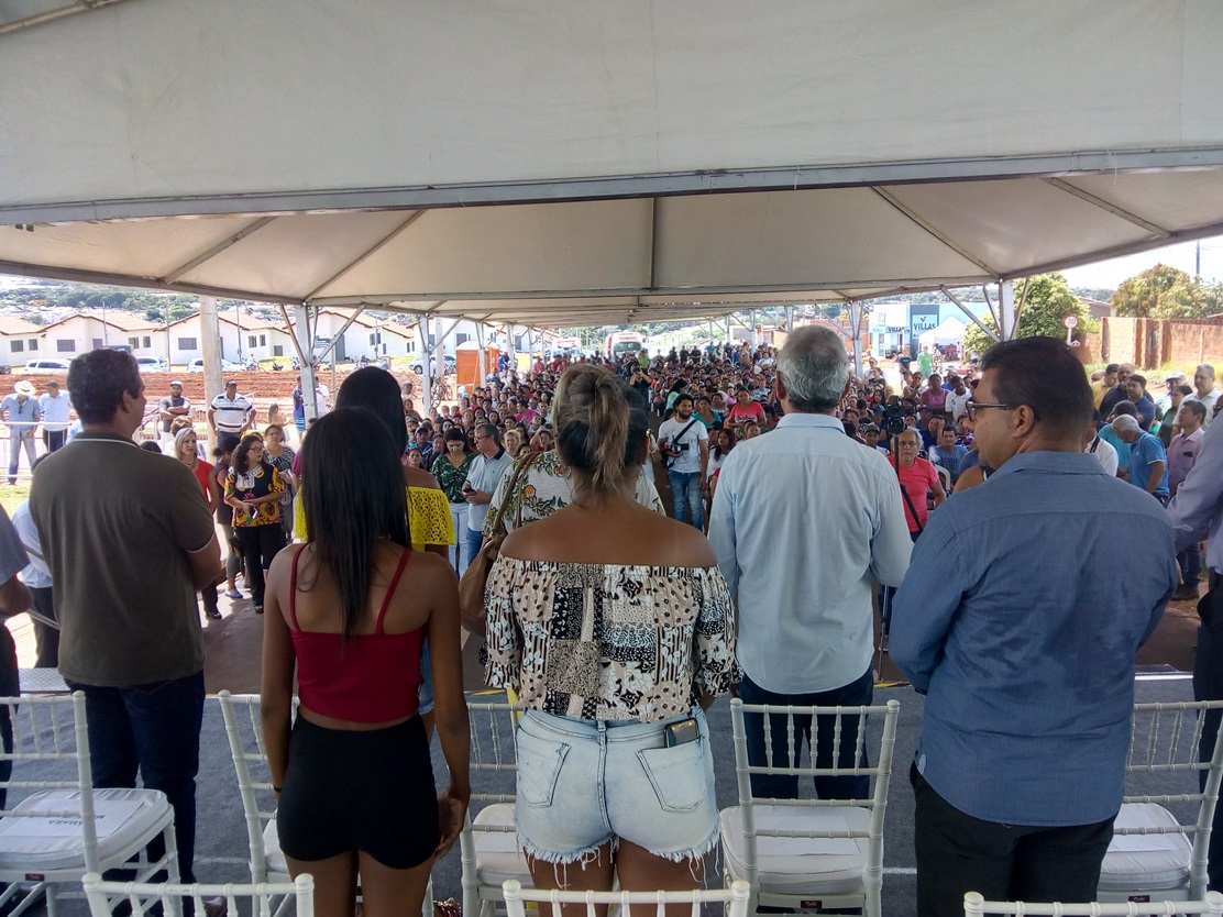 Residencial Belo Horizonte foi entregue aos contemplados Residencial Belo Horizonte foi entregue aos contemplados