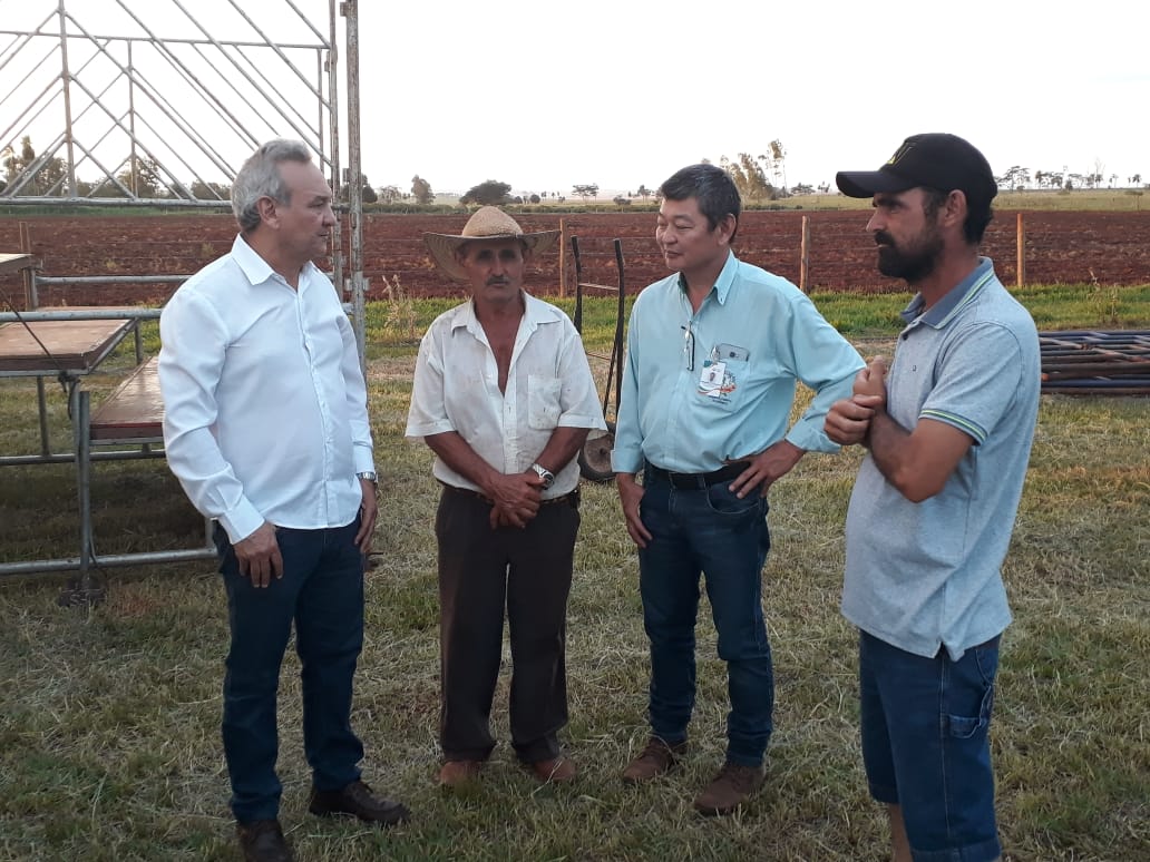 Prefeito Dr. Izauri visita instalações das estruturas da Expo Juncal