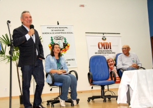 Foto: CMDI de Naviraí realizou evento de orientação à pessoa idosa, 2019 - André Almeida/Assessoria de Imprensa  