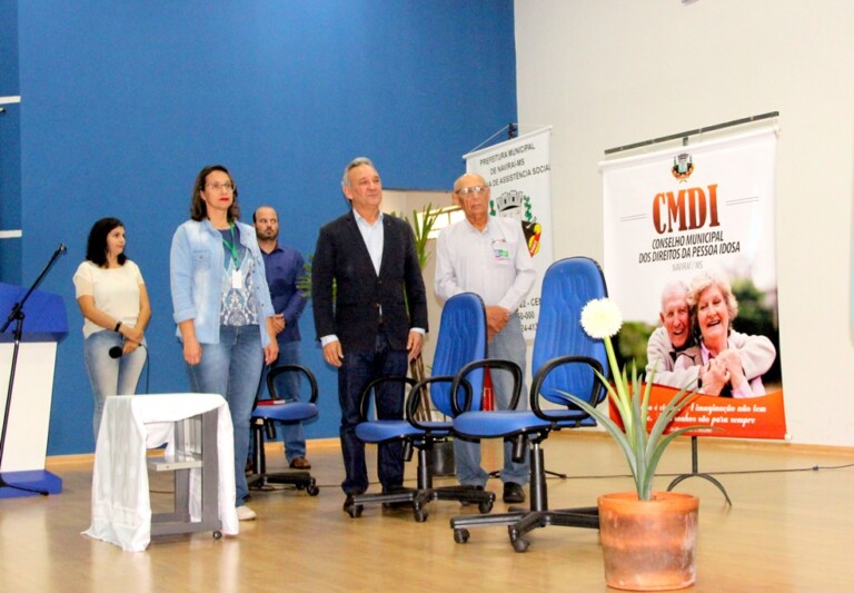 CMDI de Naviraí realizou evento de orientação à pessoa idosa