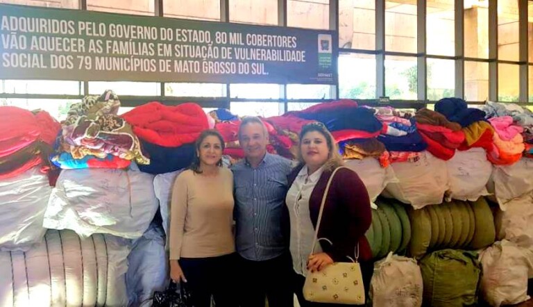 Prefeitura de Naviraí  recebe 794 cobertores do Governo do Estado