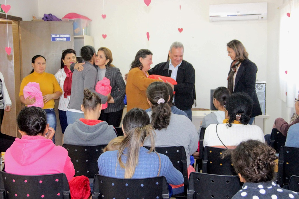 Assistência Social começou distribuição de cobertores em parceria com o Governo do Estado