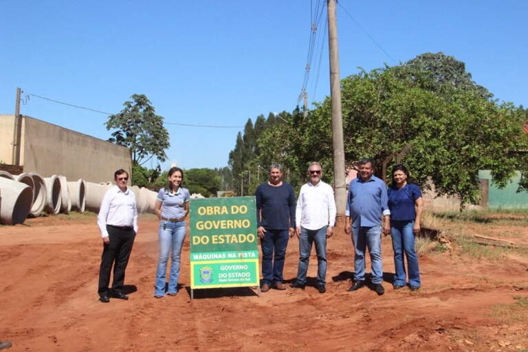 Prefeitura de Naviraí anuncia o início do asfalto de várias ruas no Jardim Paraíso