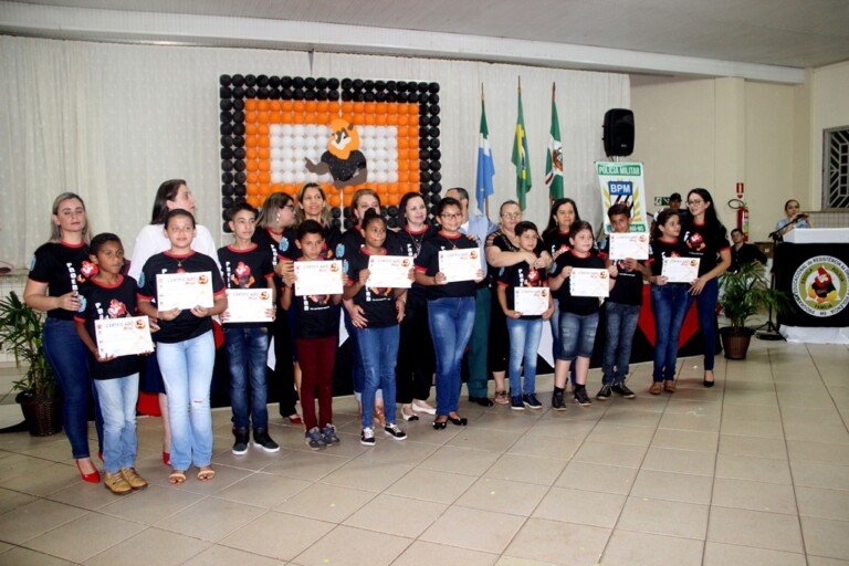 Proerd em parceria com a Educação do município formou mais de 360 alunos