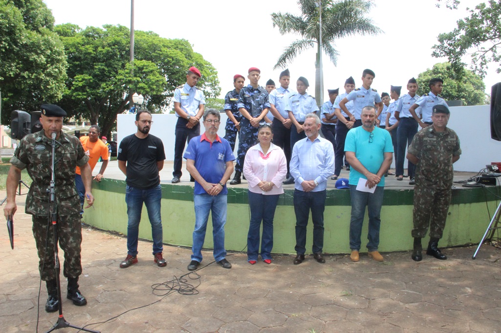 Junta Militar de Naviraí realiza entrega de Certificados de Dispensa de Incorporação