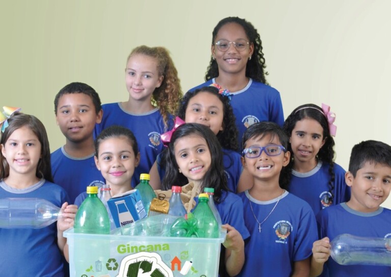 A Recicleiros com apoio da Prefeitura realizou a 1ª Gincana Escola Recicleira