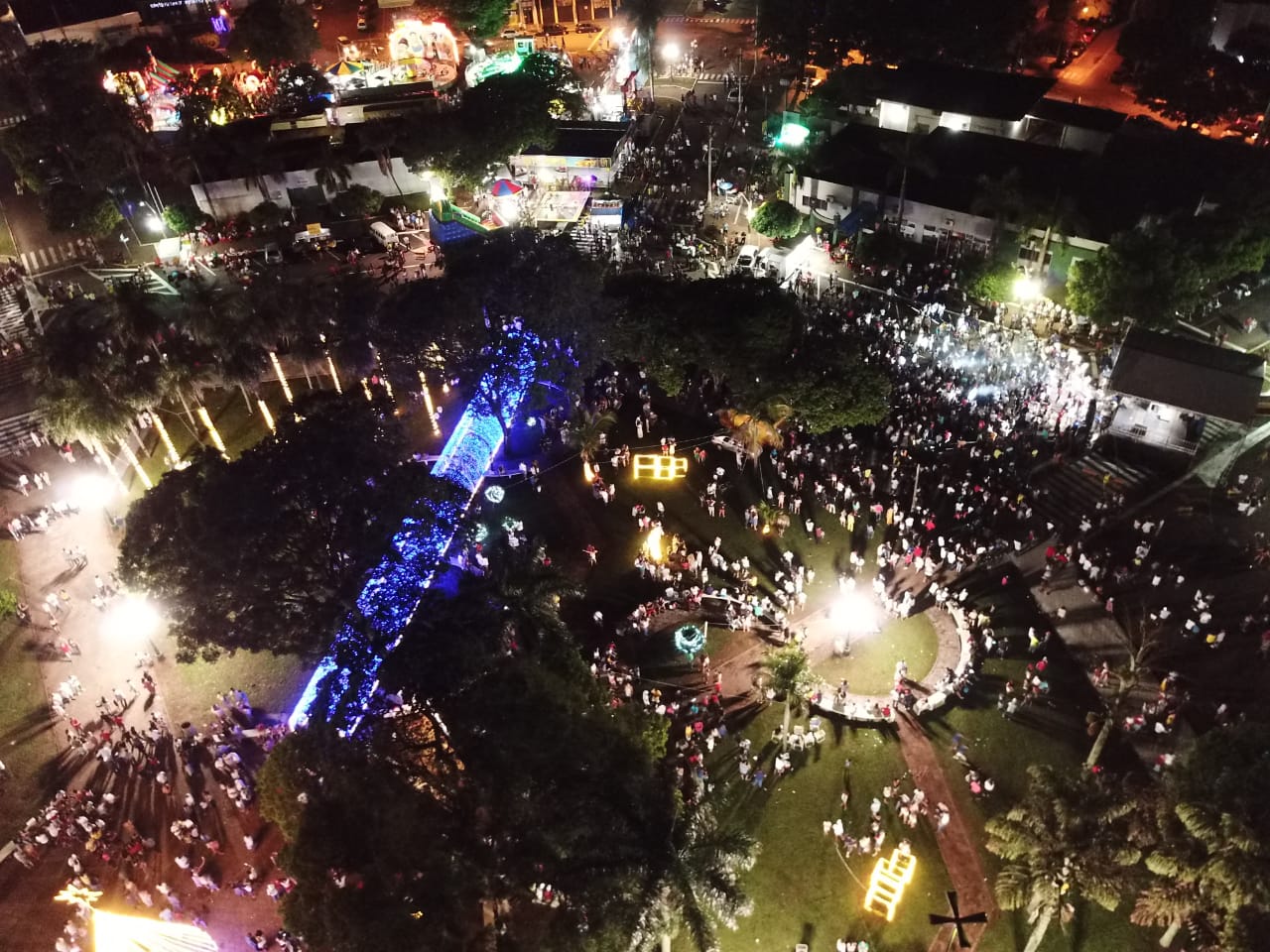 Prefeitura e Cultura promoveram com sucesso o Show da Virada de ano