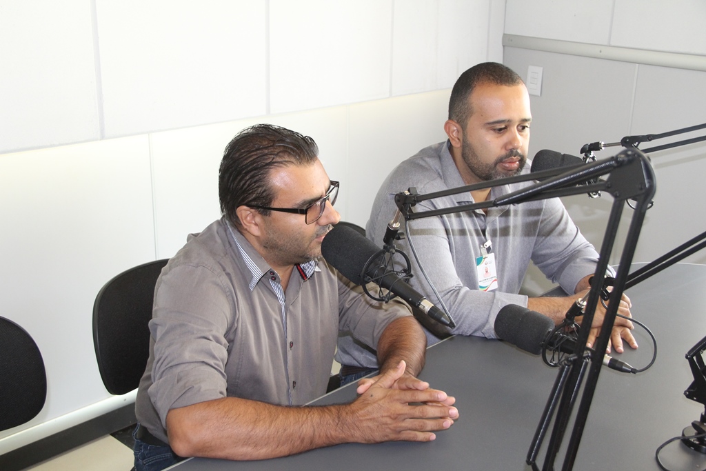 Welligton e Gesse pedem apoio da população para combater a dengue