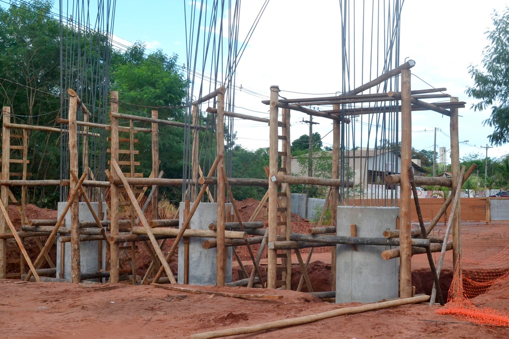 Pontes de concreto estão com suas obras a todo vapor no Cumandaí