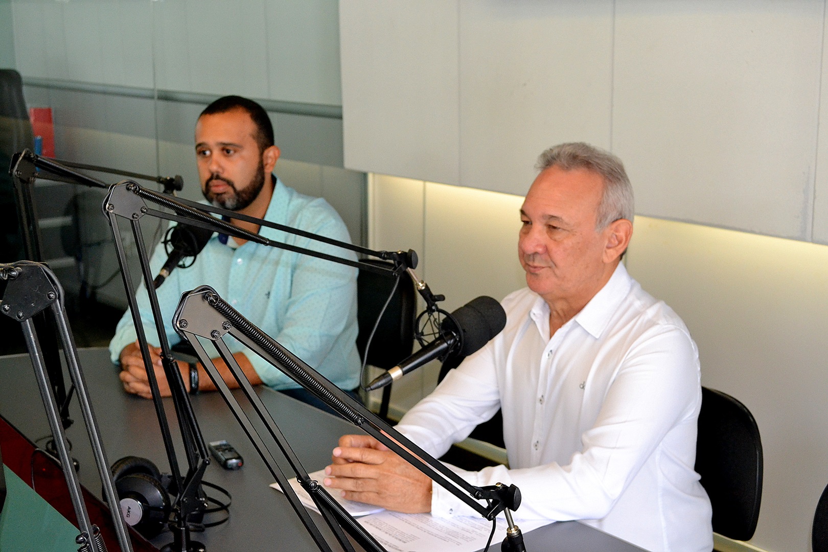 Prefeito assina Decreto com medidas temporárias sobre Coronavírus