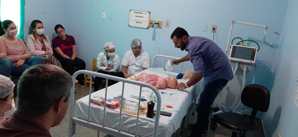 Imagem: Profissionais de saúde em Naviraí recebem treinamento de prevenção contra Coronavírus, 2020 - Assessoria de Imprensa