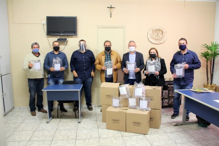 Empresários de Naviraí fazem doação de máscara de proteção facial