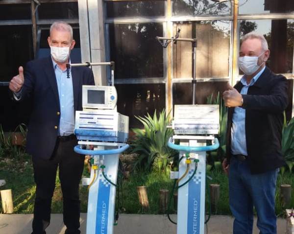 Prefeito Dr. Izauri recebe dois respiradores do Governo para o Hospital Municipal de Naviraí