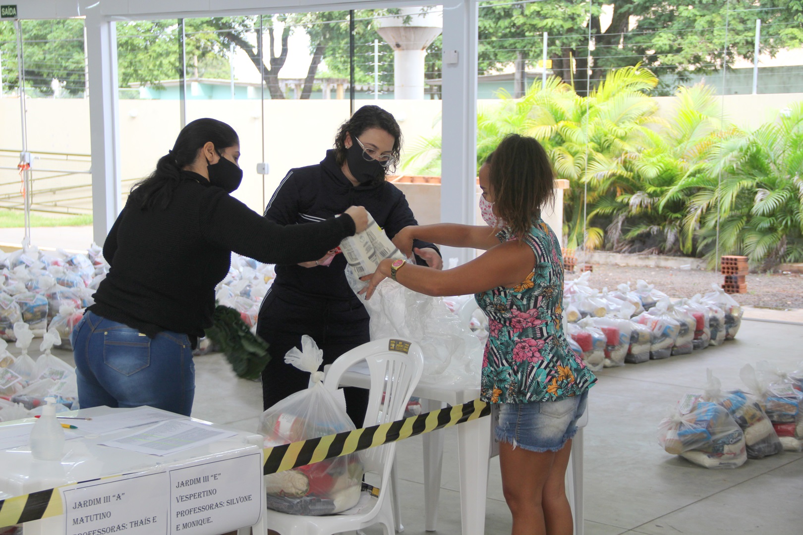 Prefeitura de Naviraí finaliza entrega dos Kits Merenda Escolar