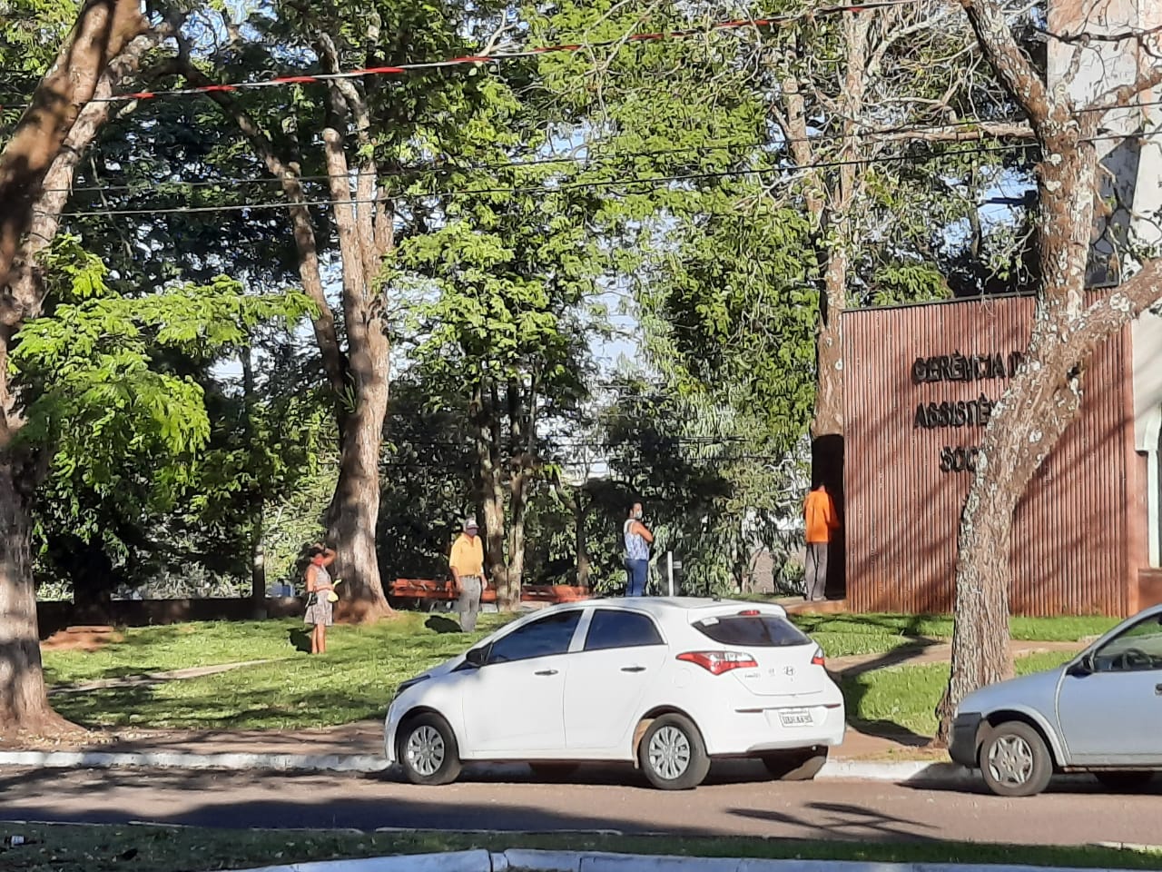 Geas de Naviraí entrega cestas básicas enviadas pelo Governo Estadual