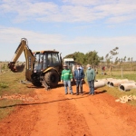 Imagem: Prefeitura de Naviraí realiza reparos na estrada NV 12 na Região da Fazenda Alto da Mata, 2020 - Assessoria de Imprensa