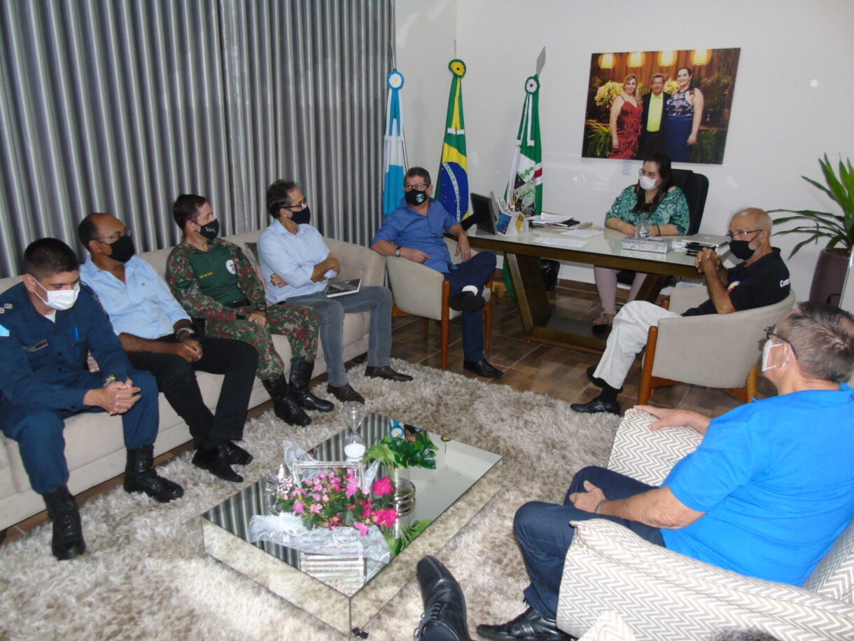 Governo de Naviraí recebe diretoria do Conselho Comunitário de Segurança Pública