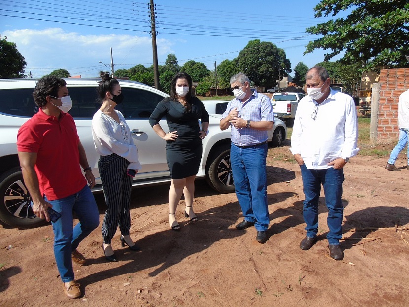 Imagem: Sergio de Paula, Beto Pereira e Mara Caseiro visitam Naviraí para atender demandas, 2021 - Assessoria de Imprensa