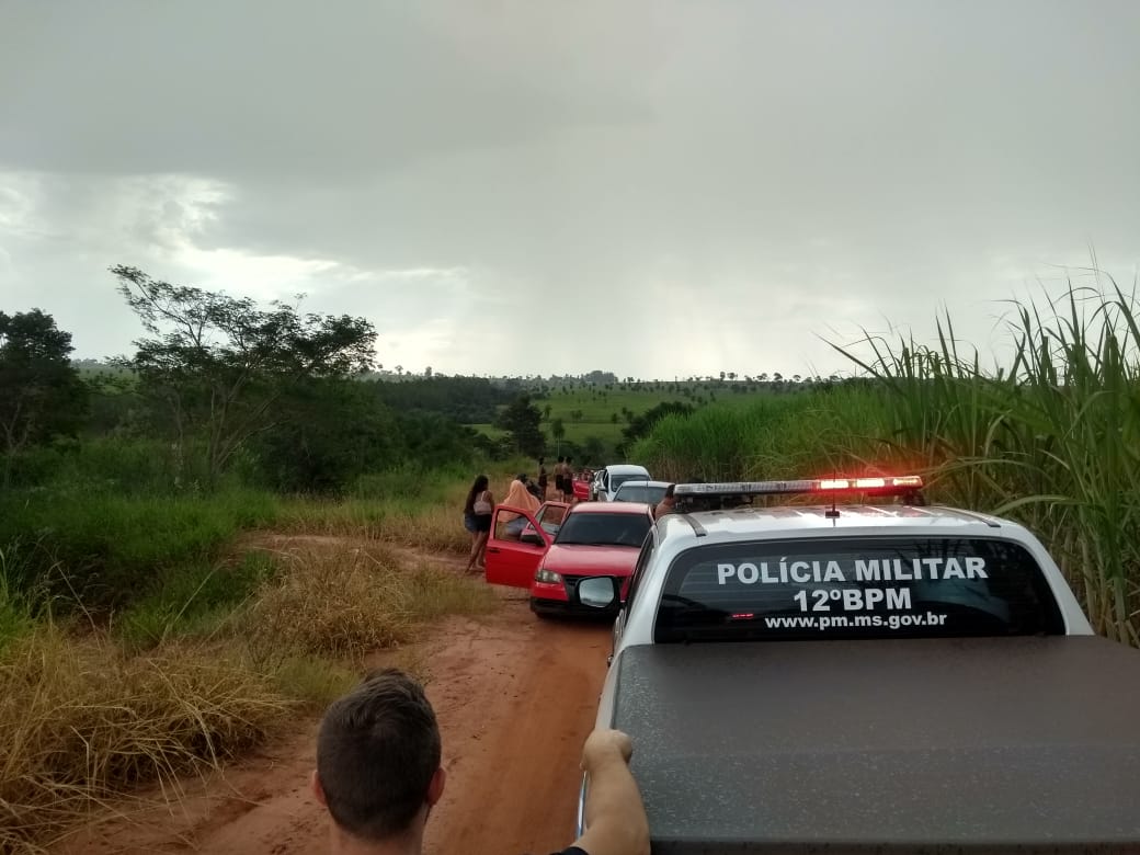 Vigilância Sanitária e PM autuam 42 pessoas por aglomeração no rio Tejuí