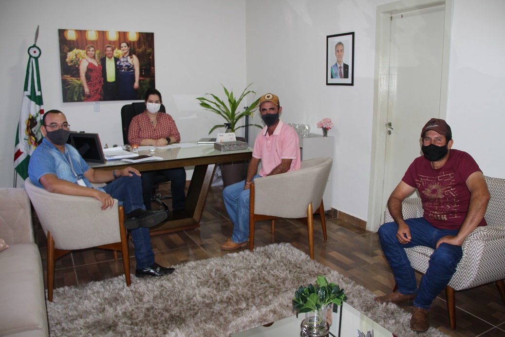 Juncal conquista emenda de R$ 40 mil para iniciar agroindústria de mandioca Juncal conquista emenda de R$ 40 mil para iniciar agroindústria de mandioca