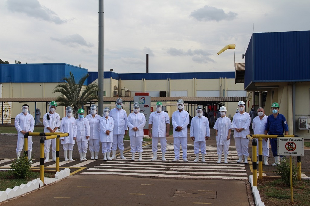 Governo de Naviraí visita o Frigorífico JBS