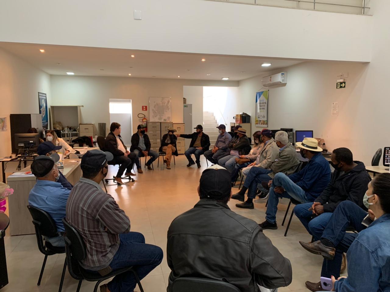 Produtores reivindicam socorro após granizo destruir plantio de hortifrutis