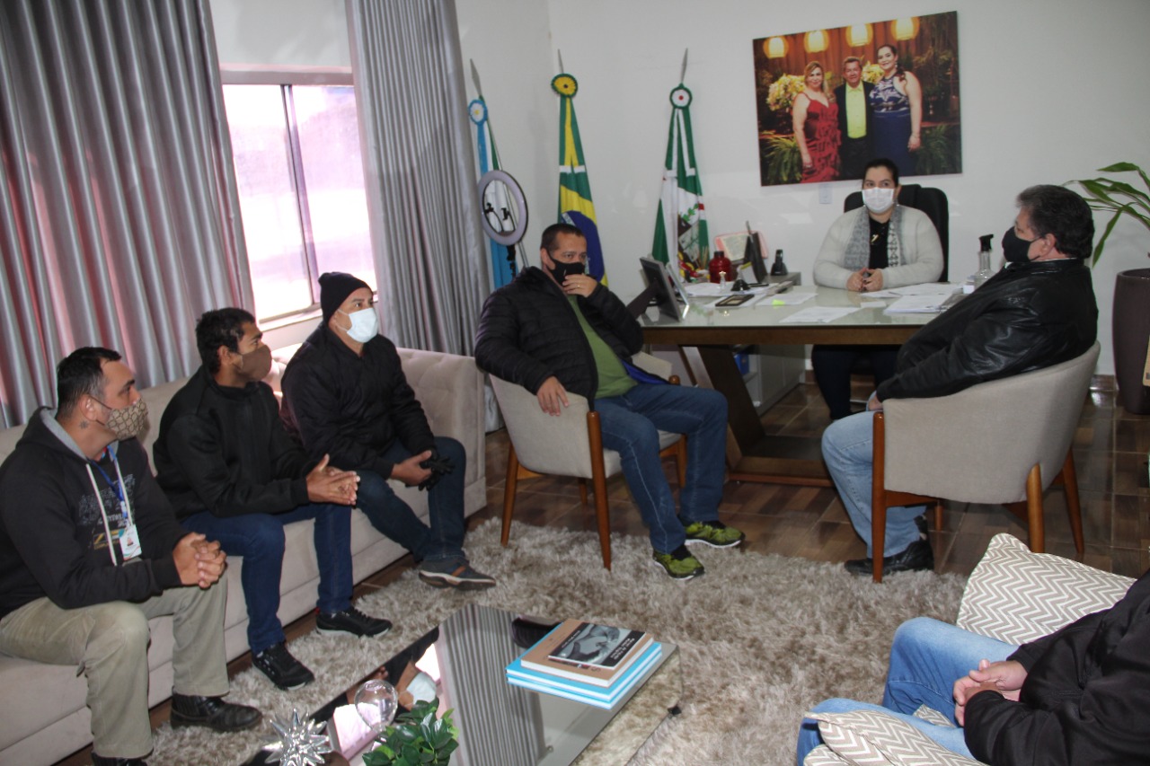 Governo de Naviraí anuncia adequação salarial aos Agentes de Saúde