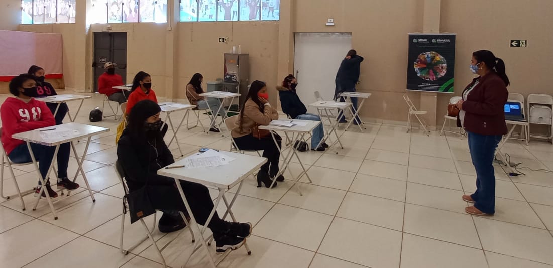Imagem: Curso “Passos para o 1º emprego” foi finalizado com sucesso em Naviraí, 2021 - Assessoria de Imprensa