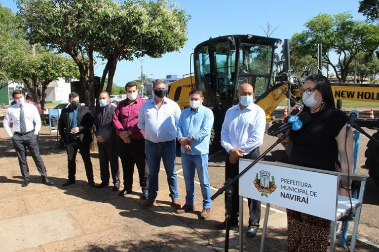 Governo de Naviraí entregou R$ 1 milhão em investimentos à duas gerências