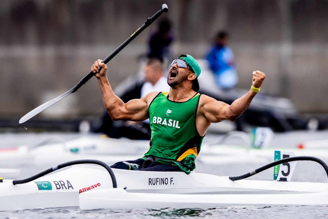 Campeão mundial Fernando Rufino participa do 1º Cross Triatlo de Naviraí
