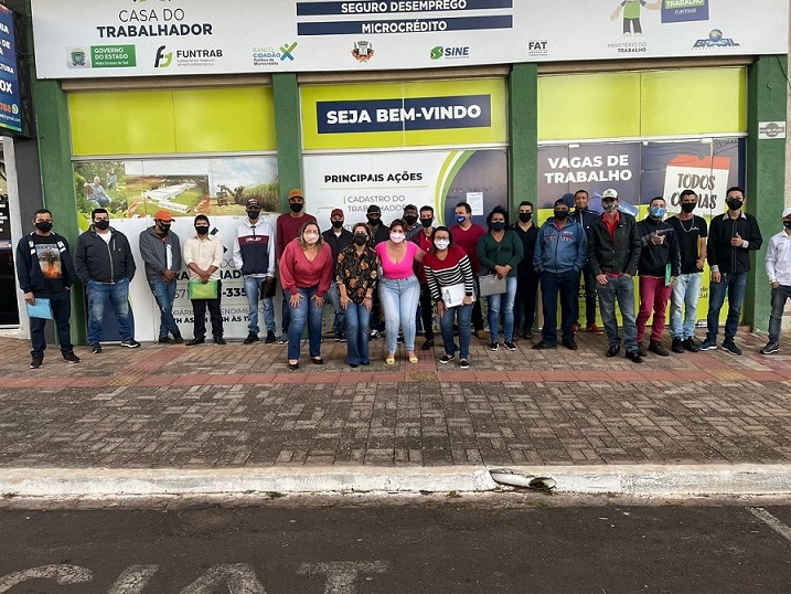 Prefeitura de Naviraí garante inserção de empregados na Bello Alimentos, em Itaquiraí