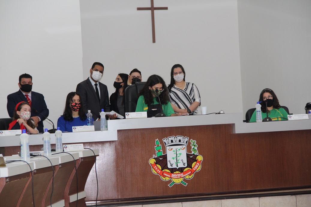 Imagem: Rhaiza Matos participa da posse dos vereadores da Câmara Mirim de Naviraí, 2021 - Assessoria de Imprensa 