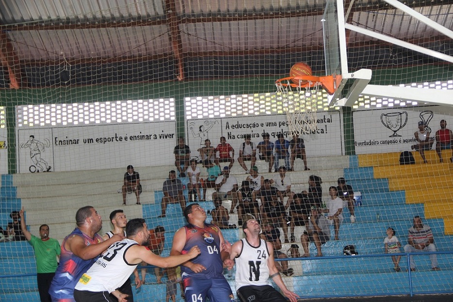 Imagem: NBCesta é o campeão do Torneio de Basquete Masculino 2021 de Naviraí, 2021 - Assessoria de Imprensa