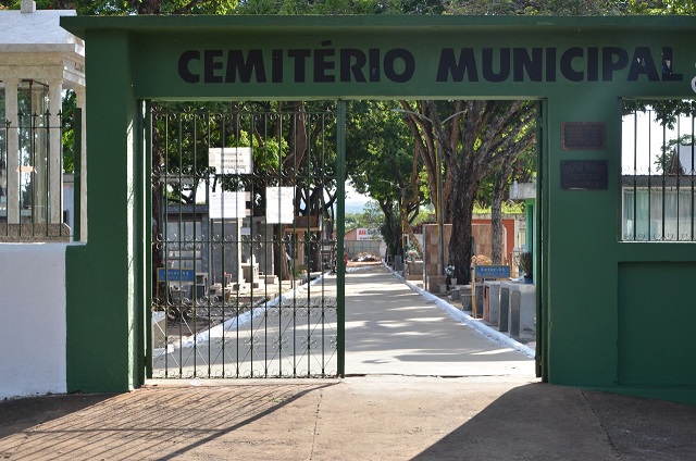 Prefeitura de Naviraí prepara o Cemitério Municipal para o Dia de Finados