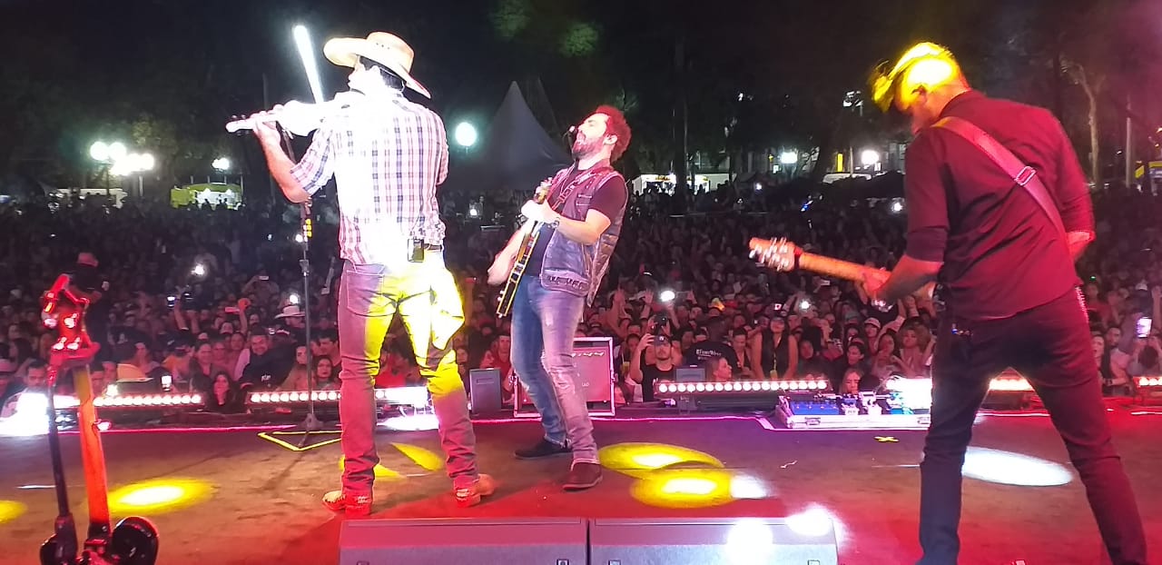 Shows dos 58 anos de Naviraí superaram as expectativas da Administração