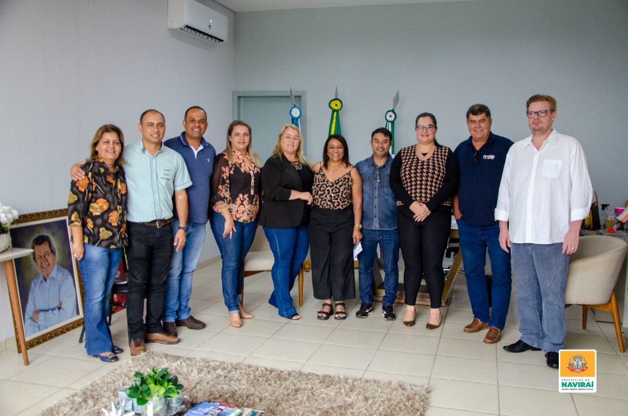 Governo de Naviraí avança nas negociações com o SIMTED e FETEMS Governo de Naviraí avança nas negociações com o SIMTED e FETEMS