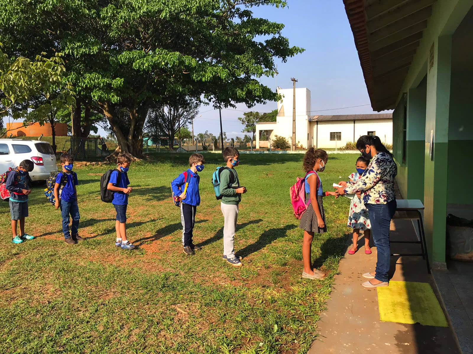 Administração promove retorno às aulas com inúmeros benefícios aos alunos