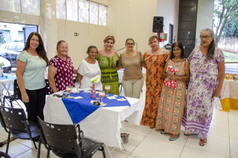 Eventos pelo Dia da Mulher agitaram as integrantes do Centro de Convivência
