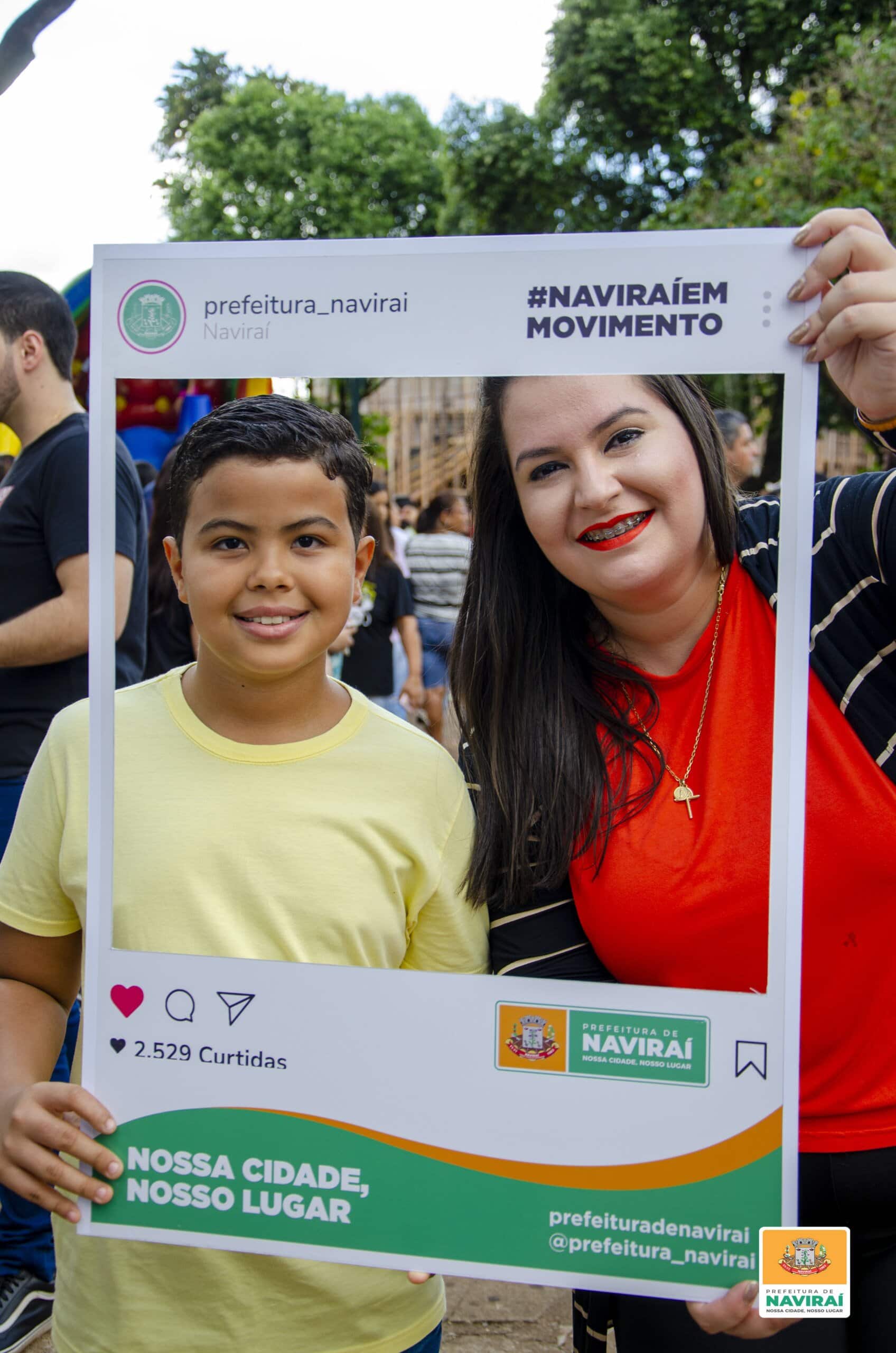Imagem: Mais de mil pessoas prestigiam o evento "Naviraí em Movimento", na Praça Central, 2022 - Assessoria de Imprensa