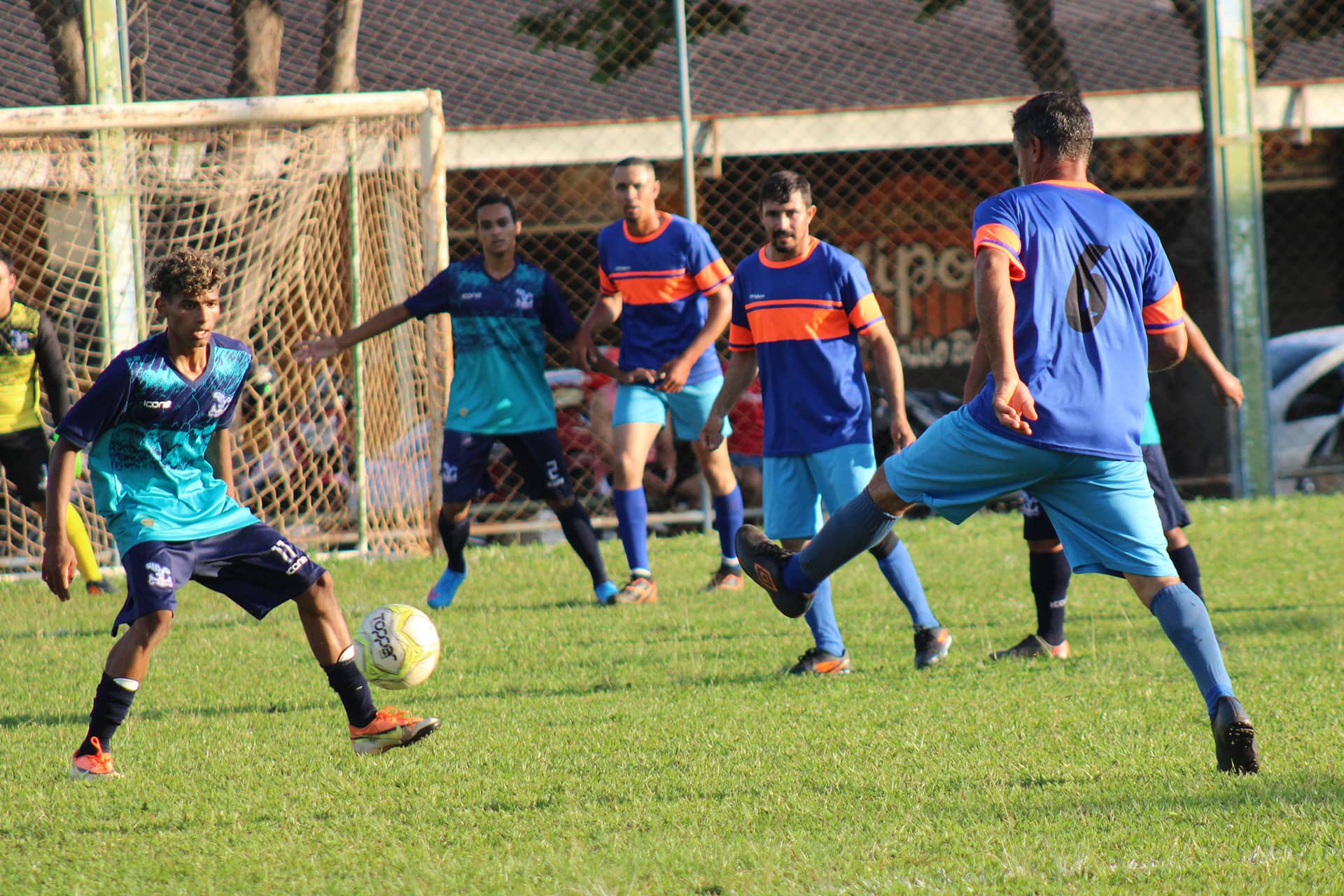 2º Campeonato Interbairros de Futebol Suíço de Naviraí define classificados para as quartas de final