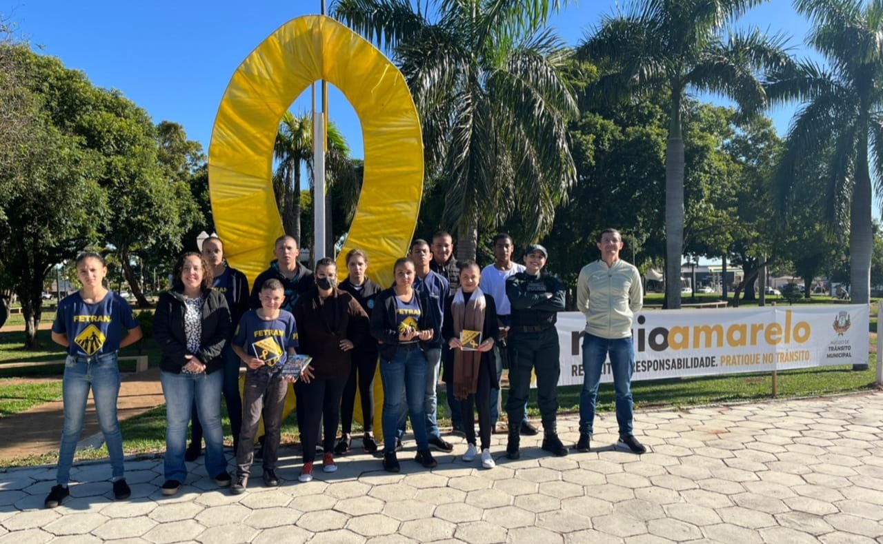MAIO AMARELO: Blitz Educativa é realizada para orientar condutores de Naviraí