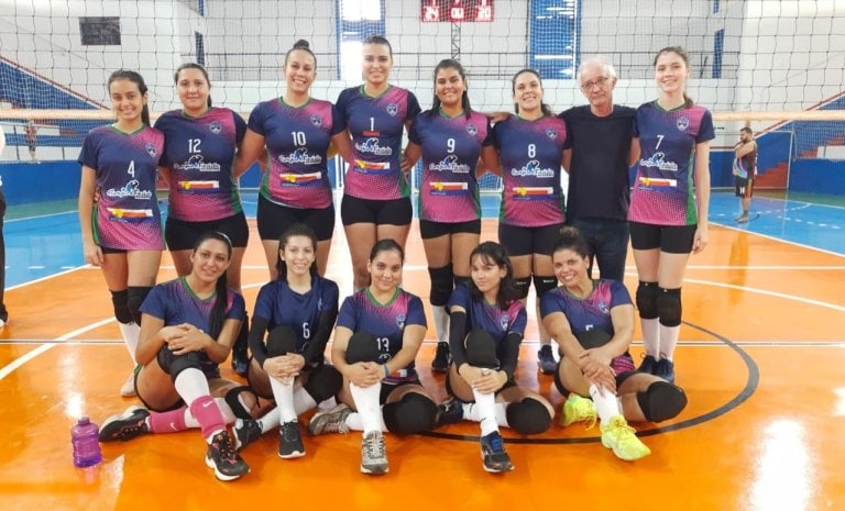 Equipes de Naviraí vencem na 4ª etapa da Copa Conesul de Voleibol e se garantem na semifinal
