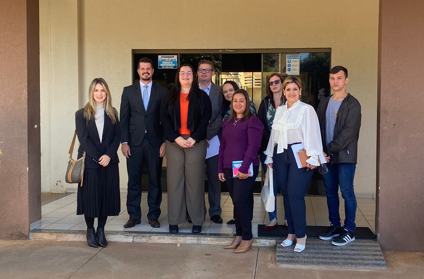 Colaboração para cumprimento de Medidas Socioeducativas pelo CREAS é tema de reunião entre Executivo, Judiciário e MP
