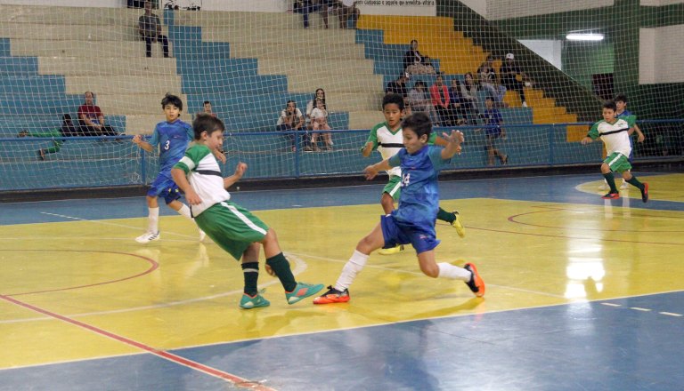 Copa Cidade Naviraí de Futsal 2022 é atração no Ginásio Poliesportivo